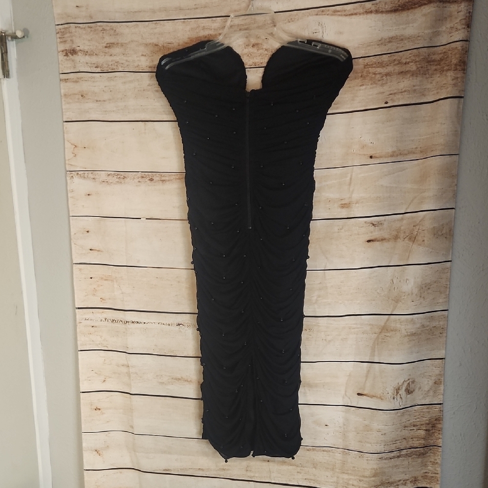 Chic Black Strapless Dress - Picture 3 of 6